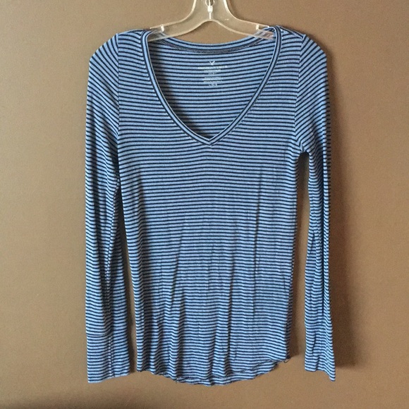 Long sleeve American eagle top - Picture 1 of 1